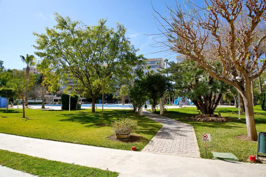Garden Apartment With Pool And Ac Alicante Buitenkant foto
