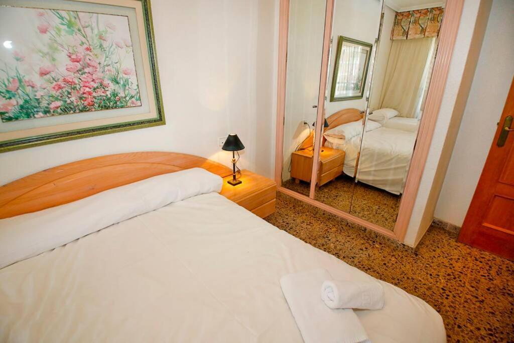 Garden Apartment With Pool And Ac Alicante Buitenkant foto