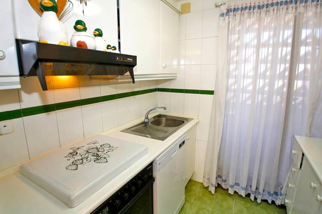 Garden Apartment With Pool And Ac Alicante Buitenkant foto